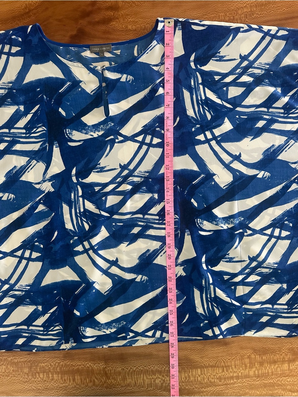 Vince Camuto Blue White Anstract Brushstroke Top Blouse Dolman Sleeves | Size: S - Picture 6 of 8